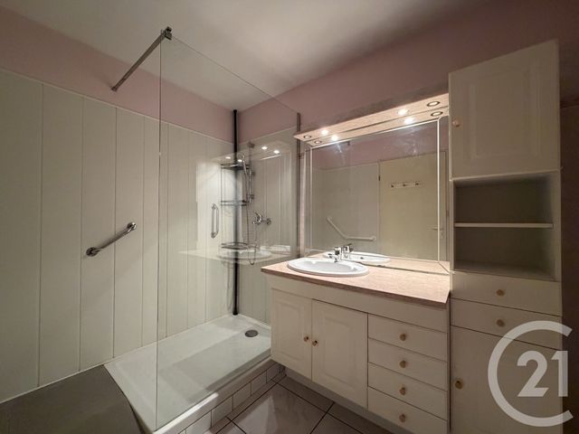 Appartement T3 à vendre - 3 pièces - 99.57 m2 - AGDE - 34 - LANGUEDOC-ROUSSILLON - Century 21 Vue Sur Mer