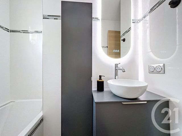 Appartement T2 à vendre - 2 pièces - 30.07 m2 - LE CAP D AGDE - 34 - LANGUEDOC-ROUSSILLON - Century 21 Vue Sur Mer