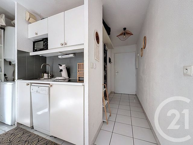 Appartement Studio Cabine à vendre - 1 pièce - 24.7 m2 - LE CAP D AGDE - 34 - LANGUEDOC-ROUSSILLON - Century 21 Vue Sur Mer