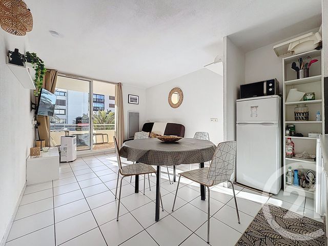 Appartement Studio Cabine à vendre - 1 pièce - 24.7 m2 - LE CAP D AGDE - 34 - LANGUEDOC-ROUSSILLON - Century 21 Vue Sur Mer