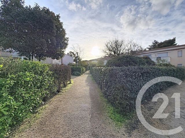 Appartement T3 à vendre - 3 pièces - 29.35 m2 - LE CAP D AGDE - 34 - LANGUEDOC-ROUSSILLON - Century 21 Vue Sur Mer