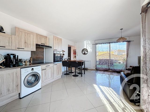 Appartement T2 à vendre - 2 pièces - 45.01 m2 - AGDE - 34 - LANGUEDOC-ROUSSILLON - Century 21 Vue Sur Mer