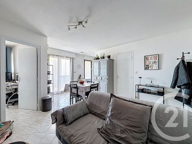 Appartement T2 à vendre - 2 pièces - 36.27 m2 - BEZIERS - 34 - LANGUEDOC-ROUSSILLON - Century 21 Vue Sur Mer