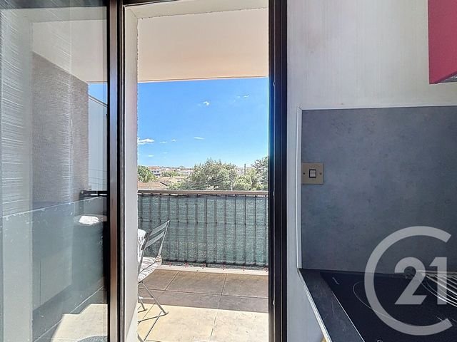 Appartement T2 à vendre - 2 pièces - 36.27 m2 - BEZIERS - 34 - LANGUEDOC-ROUSSILLON - Century 21 Vue Sur Mer