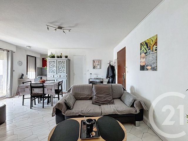 Appartement T2 à vendre - 2 pièces - 36.27 m2 - BEZIERS - 34 - LANGUEDOC-ROUSSILLON - Century 21 Vue Sur Mer