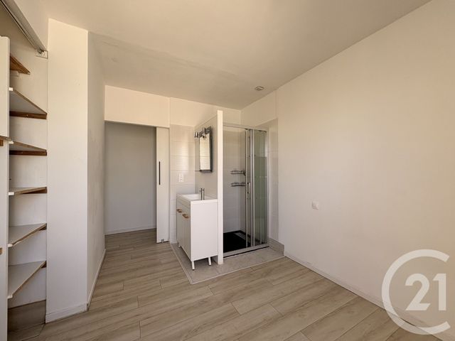 Appartement T2 à vendre - 2 pièces - 28.97 m2 - AGDE - 34 - LANGUEDOC-ROUSSILLON - Century 21 Vue Sur Mer