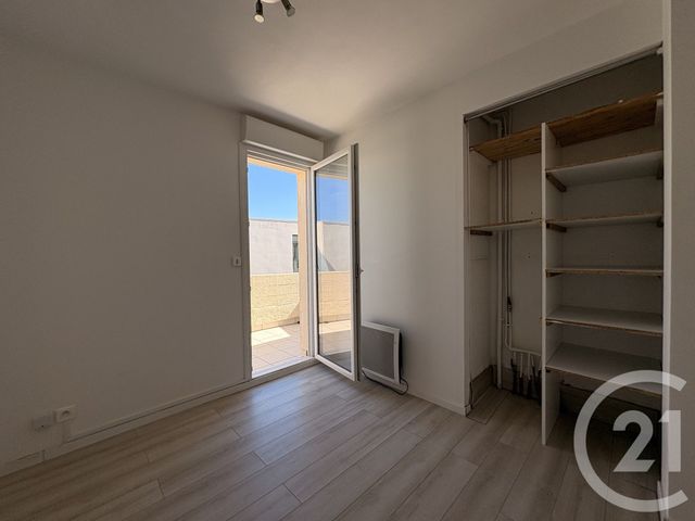 Appartement T2 à vendre - 2 pièces - 28.97 m2 - AGDE - 34 - LANGUEDOC-ROUSSILLON - Century 21 Vue Sur Mer