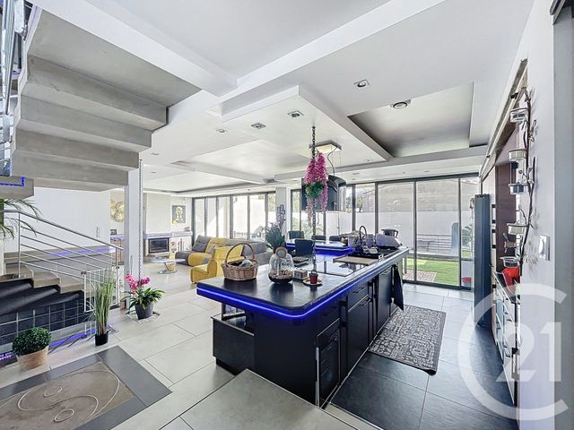 maison à vendre - 5 pièces - 153.42 m2 - FLORENSAC - 34 - LANGUEDOC-ROUSSILLON - Century 21 Vue Sur Mer