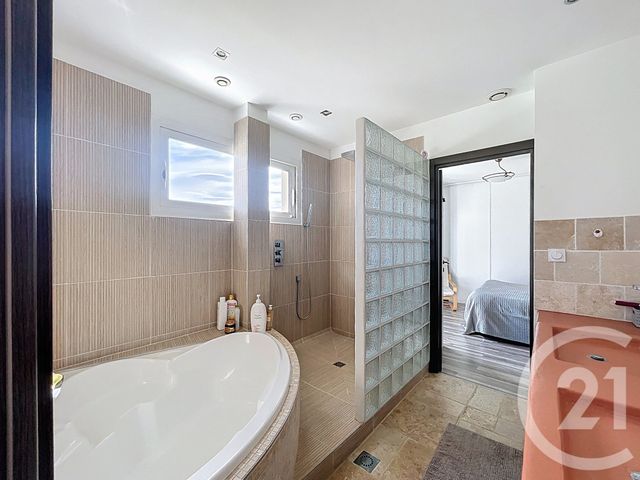 maison à vendre - 5 pièces - 153.42 m2 - FLORENSAC - 34 - LANGUEDOC-ROUSSILLON - Century 21 Vue Sur Mer