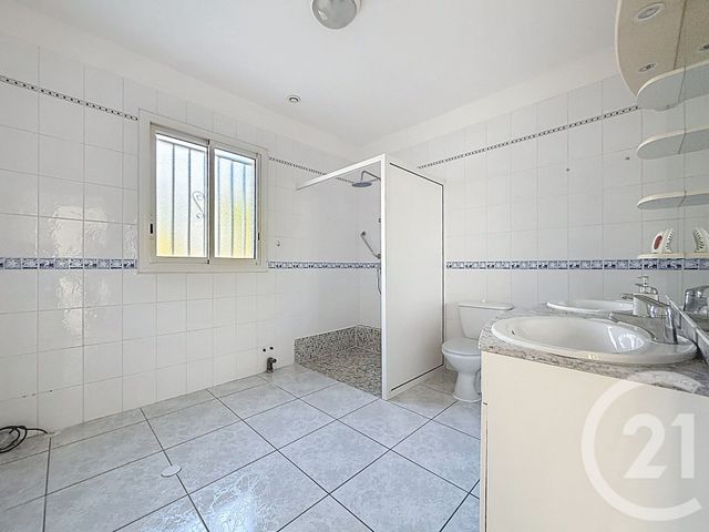 maison à vendre - 4 pièces - 125.02 m2 - LE GRAU D AGDE - 34 - LANGUEDOC-ROUSSILLON - Century 21 Vue Sur Mer