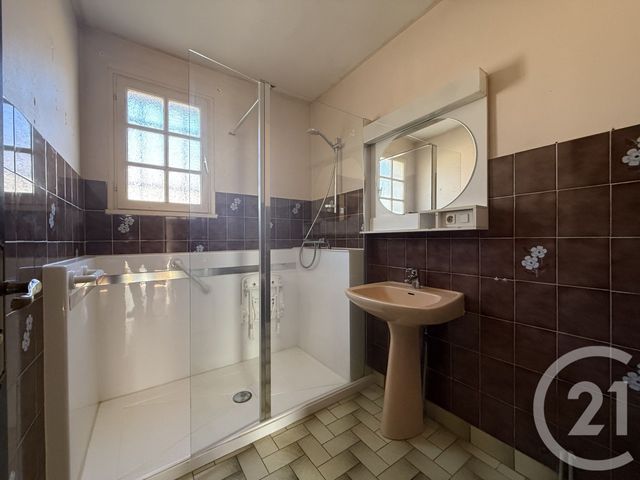 maison à vendre - 5 pièces - 123.07 m2 - FLORENSAC - 34 - LANGUEDOC-ROUSSILLON - Century 21 Vue Sur Mer