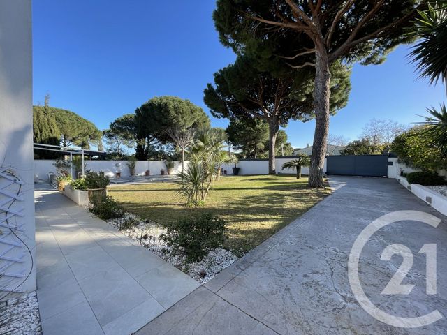 maison à vendre - 4 pièces - 229.08 m2 - LE CAP D AGDE - 34 - LANGUEDOC-ROUSSILLON - Century 21 Vue Sur Mer