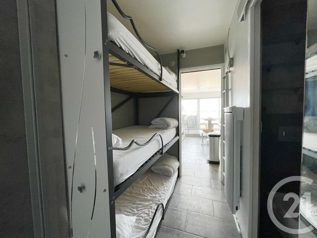 Appartement Studio cabine à vendre - 2 pièces - 23.6 m2 - LE CAP D AGDE - 34 - LANGUEDOC-ROUSSILLON - Century 21 Vue Sur Mer