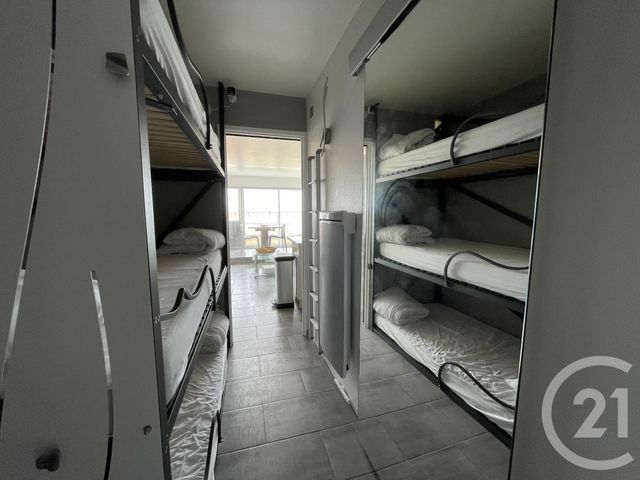 Appartement Studio cabine à vendre - 2 pièces - 23.6 m2 - LE CAP D AGDE - 34 - LANGUEDOC-ROUSSILLON - Century 21 Vue Sur Mer