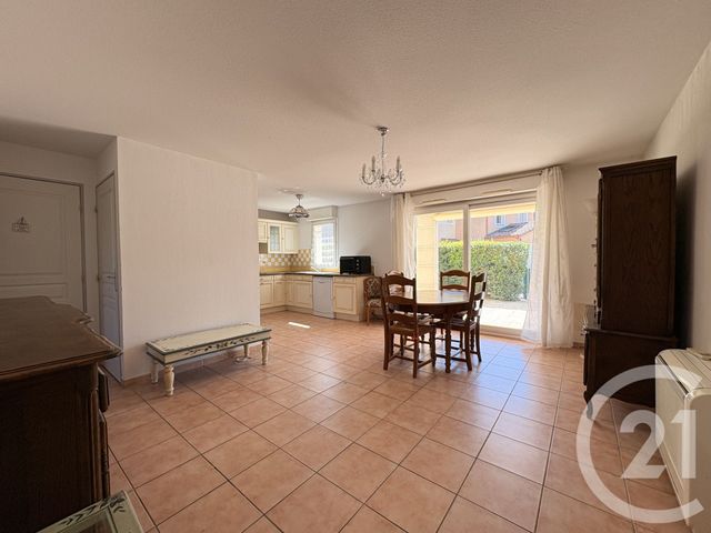 Appartement T3 à vendre - 3 pièces - 55.54 m2 - AGDE - 34 - LANGUEDOC-ROUSSILLON - Century 21 Vue Sur Mer