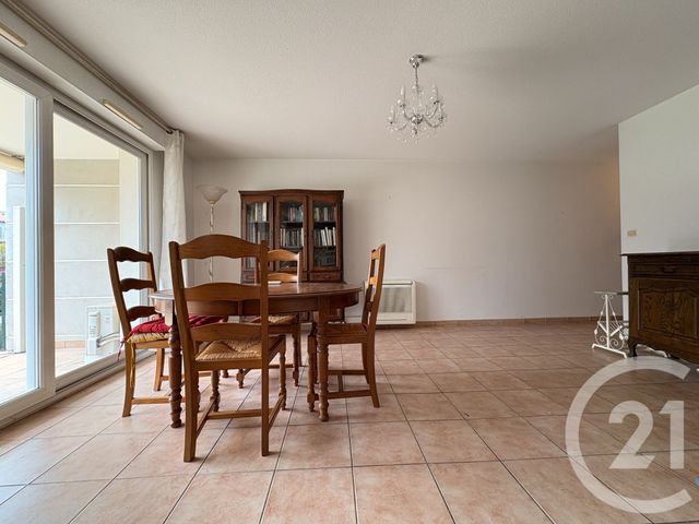 Appartement T3 à vendre - 3 pièces - 55.54 m2 - AGDE - 34 - LANGUEDOC-ROUSSILLON - Century 21 Vue Sur Mer
