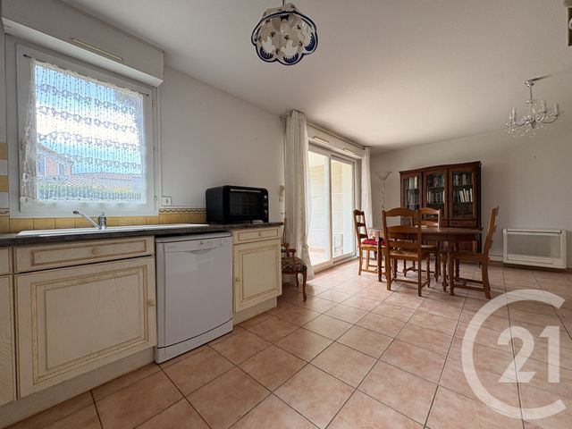 Appartement T3 à vendre - 3 pièces - 55.54 m2 - AGDE - 34 - LANGUEDOC-ROUSSILLON - Century 21 Vue Sur Mer