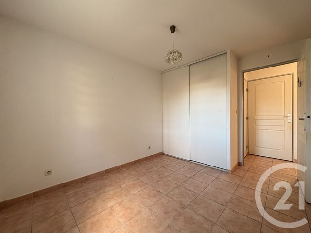 Appartement T3 à vendre - 3 pièces - 55.54 m2 - AGDE - 34 - LANGUEDOC-ROUSSILLON - Century 21 Vue Sur Mer
