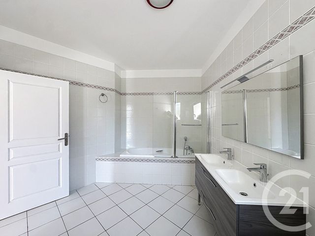maison à vendre - 6 pièces - 211.7 m2 - AGDE - 34 - LANGUEDOC-ROUSSILLON - Century 21 Vue Sur Mer
