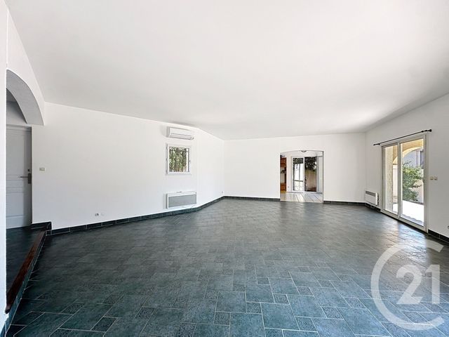 maison à vendre - 6 pièces - 211.7 m2 - AGDE - 34 - LANGUEDOC-ROUSSILLON - Century 21 Vue Sur Mer