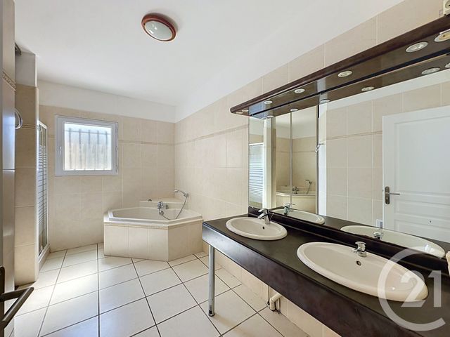 maison à vendre - 6 pièces - 211.7 m2 - AGDE - 34 - LANGUEDOC-ROUSSILLON - Century 21 Vue Sur Mer