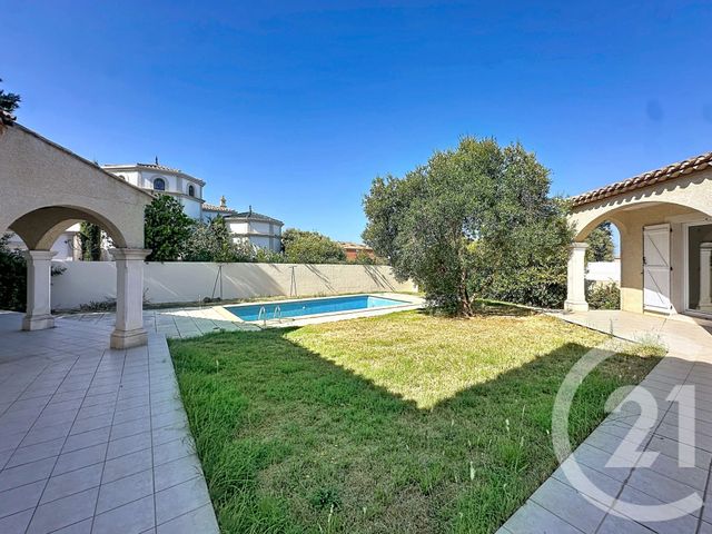 maison à vendre - 6 pièces - 211.7 m2 - AGDE - 34 - LANGUEDOC-ROUSSILLON - Century 21 Vue Sur Mer