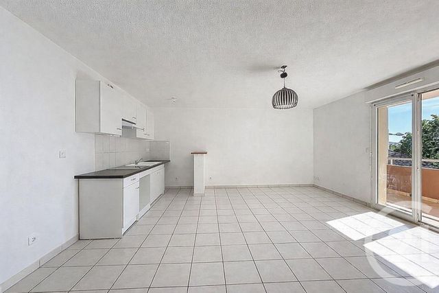 Appartement T3 à vendre - 3 pièces - 62.13 m2 - AGDE - 34 - LANGUEDOC-ROUSSILLON - Century 21 Vue Sur Mer