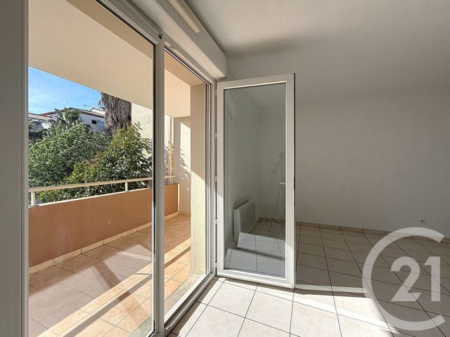 Appartement T3 à vendre - 3 pièces - 62.13 m2 - AGDE - 34 - LANGUEDOC-ROUSSILLON - Century 21 Vue Sur Mer