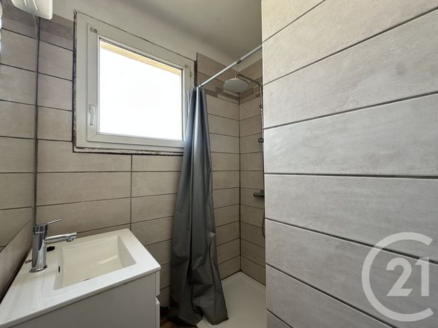 Appartement T3 à vendre - 3 pièces - 60.33 m2 - AGDE - 34 - LANGUEDOC-ROUSSILLON - Century 21 Vue Sur Mer