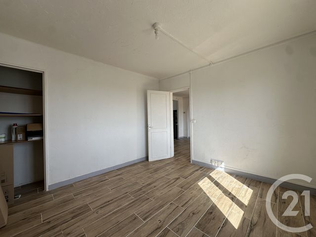 Appartement T3 à vendre - 3 pièces - 60.33 m2 - AGDE - 34 - LANGUEDOC-ROUSSILLON - Century 21 Vue Sur Mer