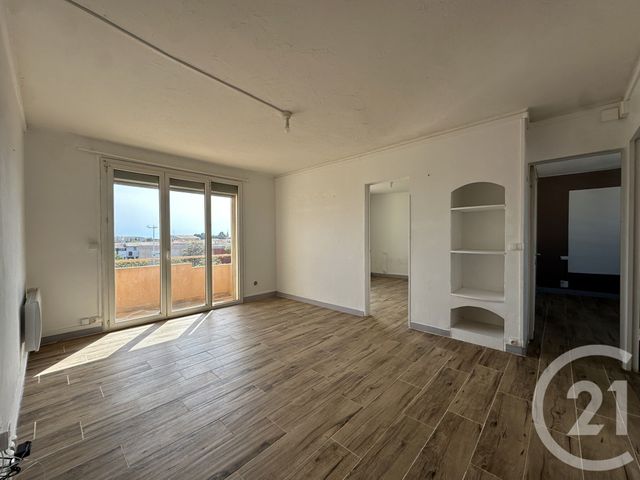 Appartement T3 à vendre - 3 pièces - 60.33 m2 - AGDE - 34 - LANGUEDOC-ROUSSILLON - Century 21 Vue Sur Mer