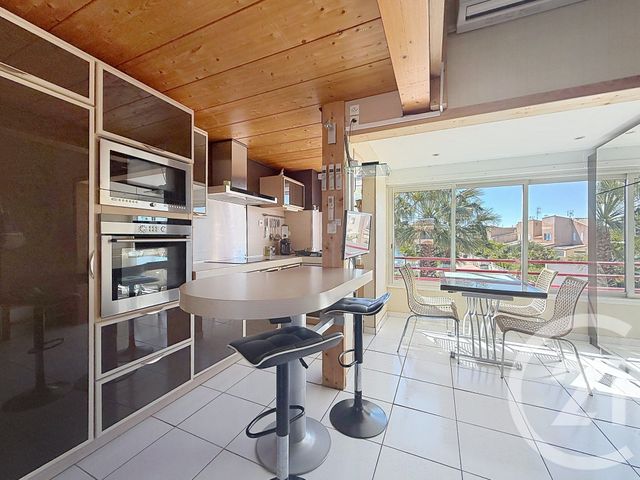 Appartement T1 à vendre - 1 pièce - 25.03 m2 - AGDE - 34 - LANGUEDOC-ROUSSILLON - Century 21 Vue Sur Mer