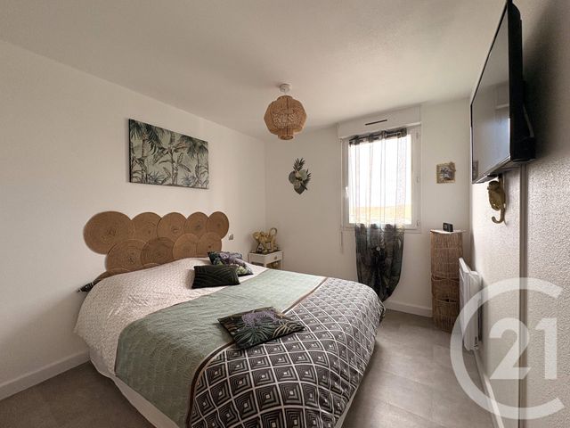 Appartement T3 à vendre - 3 pièces - 62.49 m2 - AGDE - 34 - LANGUEDOC-ROUSSILLON - Century 21 Vue Sur Mer