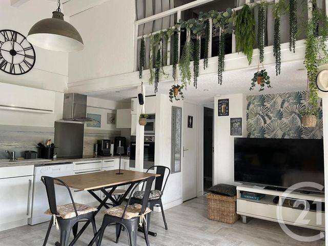 Appartement T3 à vendre - 2 pièces - 47.73 m2 - LE CAP D AGDE - 34 - LANGUEDOC-ROUSSILLON - Century 21 Vue Sur Mer