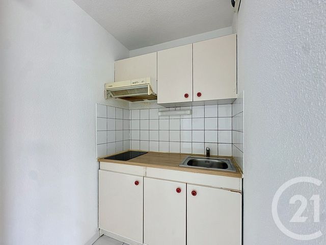 Appartement T2 à vendre - 2 pièces - 25.65 m2 - MARSEILLAN PLAGE - 34 - LANGUEDOC-ROUSSILLON - Century 21 Vue Sur Mer