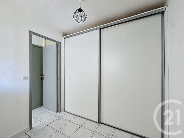 Appartement T2 à vendre - 2 pièces - 25.65 m2 - MARSEILLAN PLAGE - 34 - LANGUEDOC-ROUSSILLON - Century 21 Vue Sur Mer