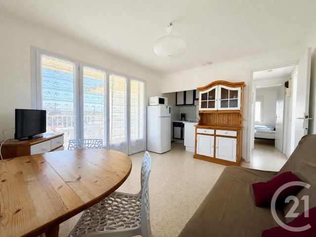 Appartement T2 à vendre - 2 pièces - 27.33 m2 - MARSEILLAN PLAGE - 34 - LANGUEDOC-ROUSSILLON - Century 21 Vue Sur Mer