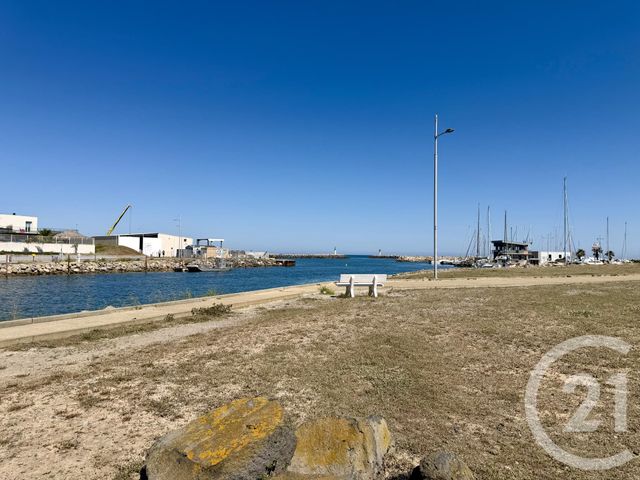 Appartement T2 à vendre - 2 pièces - 27.33 m2 - MARSEILLAN PLAGE - 34 - LANGUEDOC-ROUSSILLON - Century 21 Vue Sur Mer