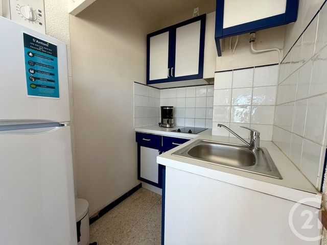 Appartement T2 à vendre - 2 pièces - 27.33 m2 - MARSEILLAN PLAGE - 34 - LANGUEDOC-ROUSSILLON - Century 21 Vue Sur Mer