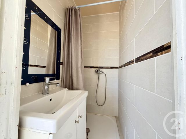 Appartement T2 à vendre - 2 pièces - 27.33 m2 - MARSEILLAN PLAGE - 34 - LANGUEDOC-ROUSSILLON - Century 21 Vue Sur Mer