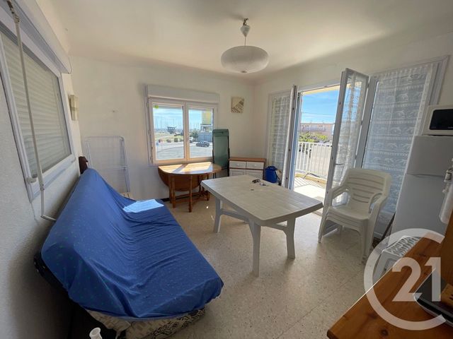 Appartement T2 à vendre - 2 pièces - 27.33 m2 - MARSEILLAN PLAGE - 34 - LANGUEDOC-ROUSSILLON - Century 21 Vue Sur Mer