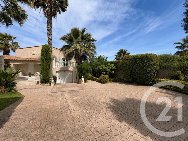 maison à vendre - 5 pièces - 246.3 m2 - AGDE - 34 - LANGUEDOC-ROUSSILLON - Century 21 Vue Sur Mer