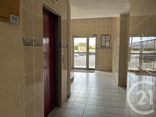 Appartement T4 à vendre - 4 pièces - 82.57 m2 - AGDE - 34 - LANGUEDOC-ROUSSILLON - Century 21 Vue Sur Mer
