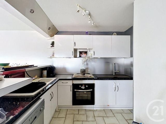 Appartement T3 à vendre - 3 pièces - 55.37 m2 - AGDE - 34 - LANGUEDOC-ROUSSILLON - Century 21 Vue Sur Mer