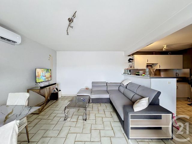 Appartement T3 à vendre - 3 pièces - 55.37 m2 - AGDE - 34 - LANGUEDOC-ROUSSILLON - Century 21 Vue Sur Mer