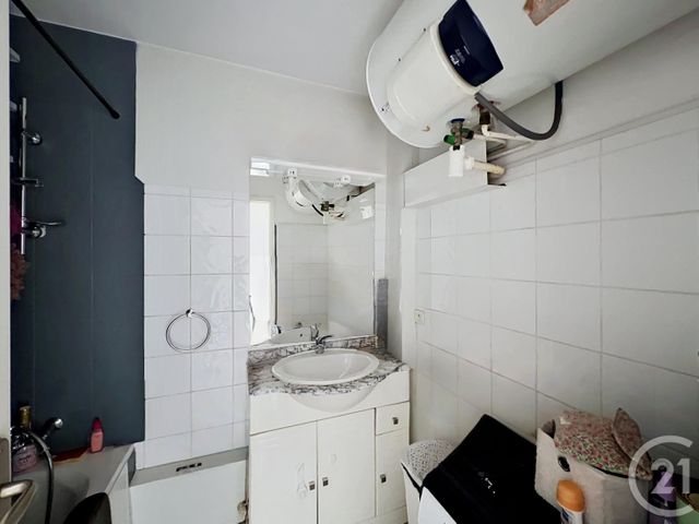 Appartement T3 à vendre - 3 pièces - 55.37 m2 - AGDE - 34 - LANGUEDOC-ROUSSILLON - Century 21 Vue Sur Mer