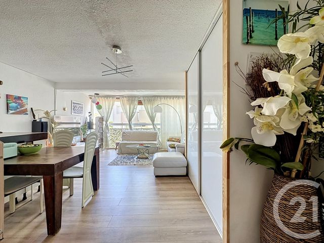 Appartement Studio Cabine à vendre - 1 pièce - 23.3 m2 - LE CAP D AGDE - 34 - LANGUEDOC-ROUSSILLON - Century 21 Vue Sur Mer