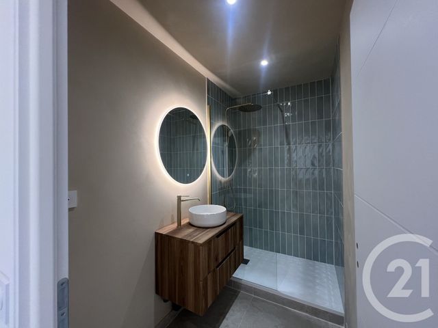Appartement T3 à vendre - 3 pièces - 50.66 m2 - AGDE - 34 - LANGUEDOC-ROUSSILLON - Century 21 Vue Sur Mer
