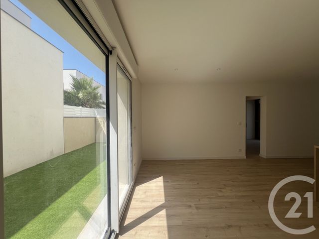 Appartement T3 à vendre - 3 pièces - 50.66 m2 - AGDE - 34 - LANGUEDOC-ROUSSILLON - Century 21 Vue Sur Mer