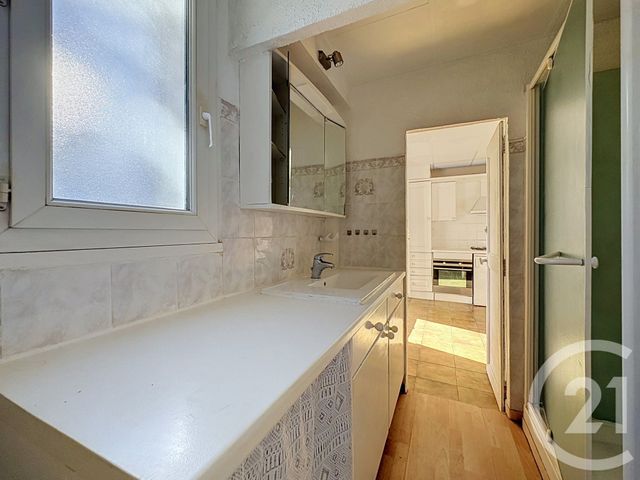 Appartement T3 à vendre - 3 pièces - 67.08 m2 - AGDE - 34 - LANGUEDOC-ROUSSILLON - Century 21 Vue Sur Mer